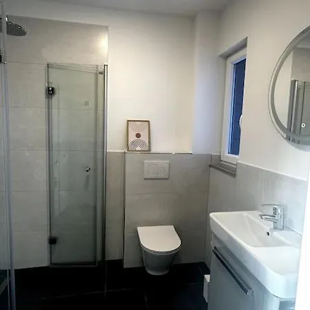 Apartment Gemuetliche In Mit Dachterrasse *